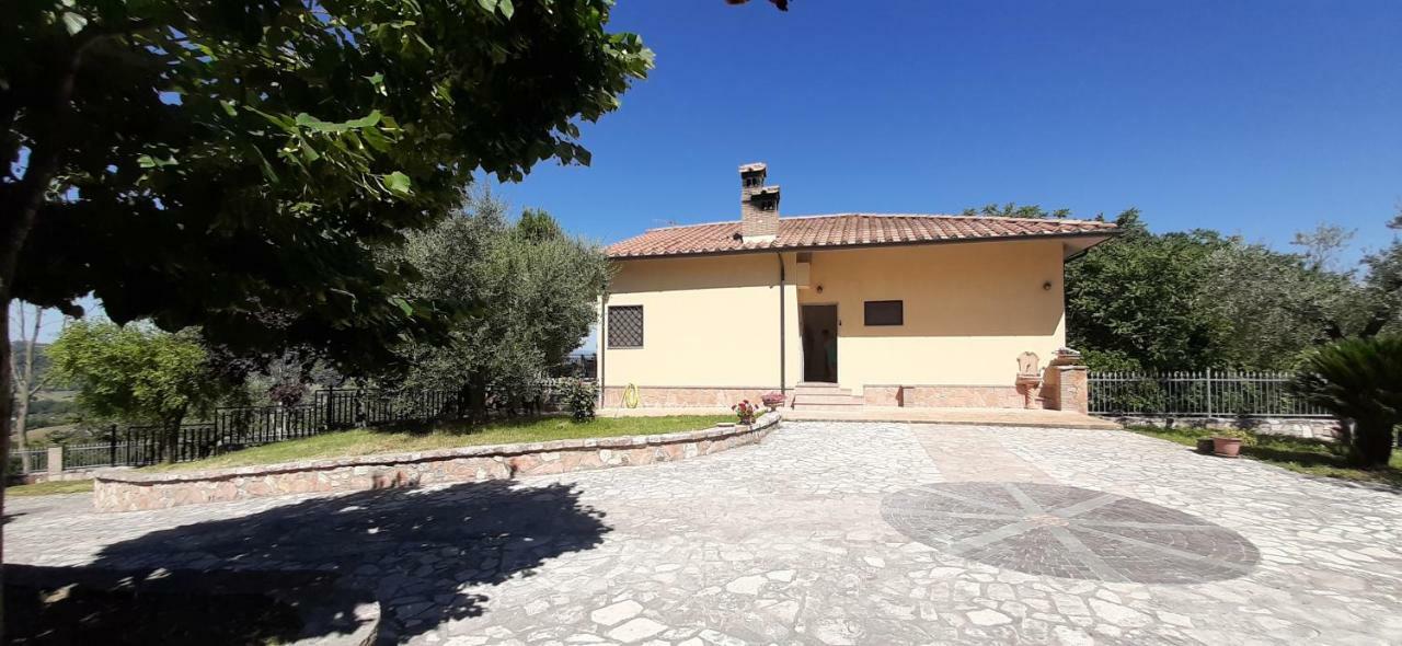 Villa Pacchini Poggio Mirteto Exteriör bild